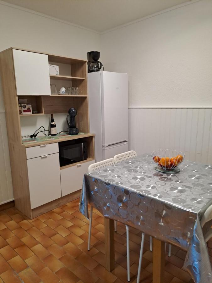 Appart En Duplex - 4/6 Personnes Ле Баркарес Экстерьер фото