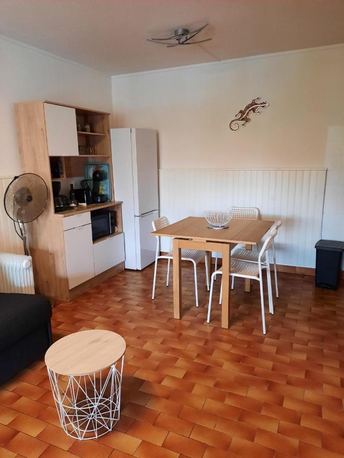 Appart En Duplex - 4/6 Personnes Ле Баркарес Экстерьер фото